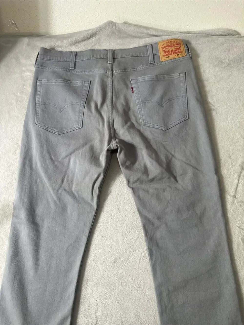Levi’s 514 Jeans Men 38x30 Gray Straight Leg Denim Classic Fit